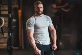 Заказать Nebbia Футболка Мужская Minimalist Logo 291 (Light grey)